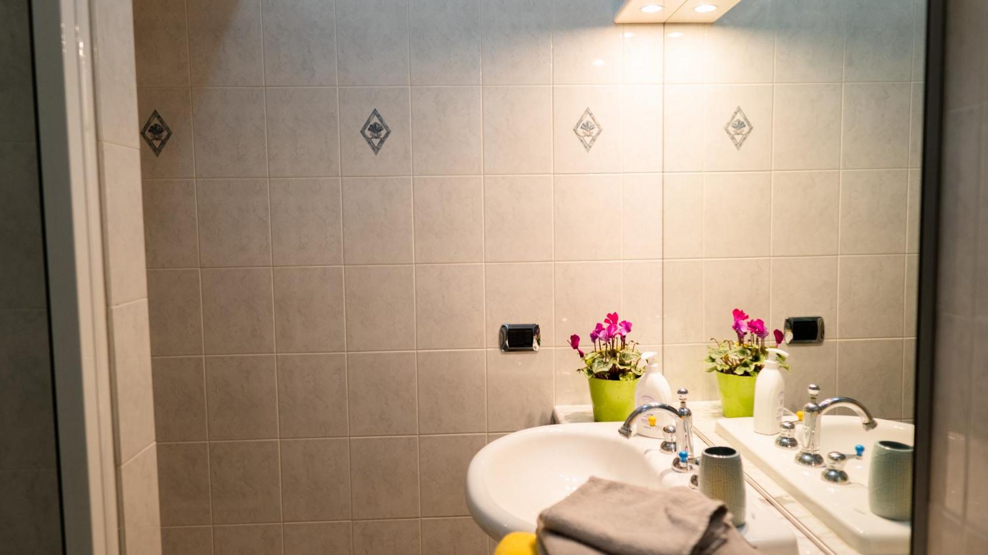 Casa Raffaella, Comodo E Tipico Bilocale Nel Centro Di Milano Екстериор снимка